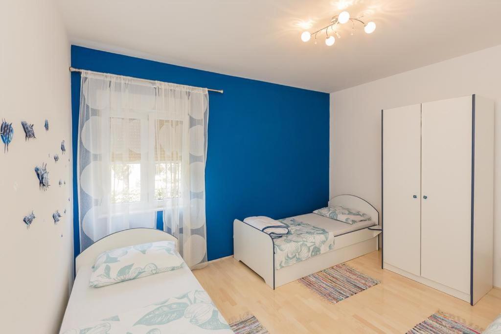 Apartman A&B Kastela Luaran gambar